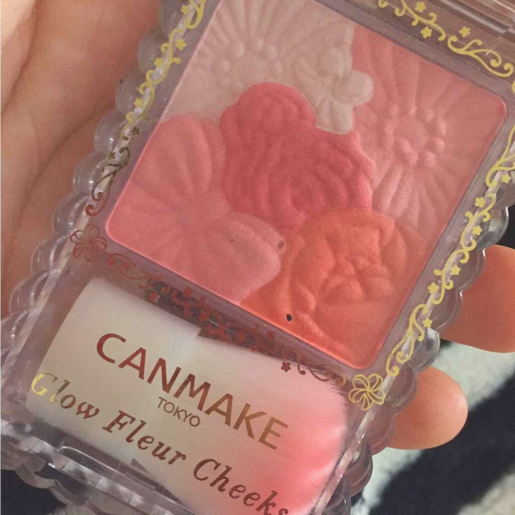 グロウフルールチークス/キャンメイク/パウダーチークを使ったクチコミ(1枚目)