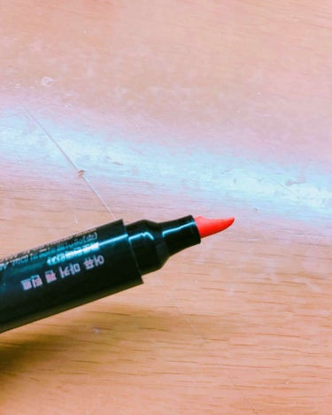 A’pieu マーカーペンティントのクチコミ「A'PIEUのMARKER PEN TINT 

マーカーのペン先みたいな感じで、
細かいとこ.....」（2枚目）