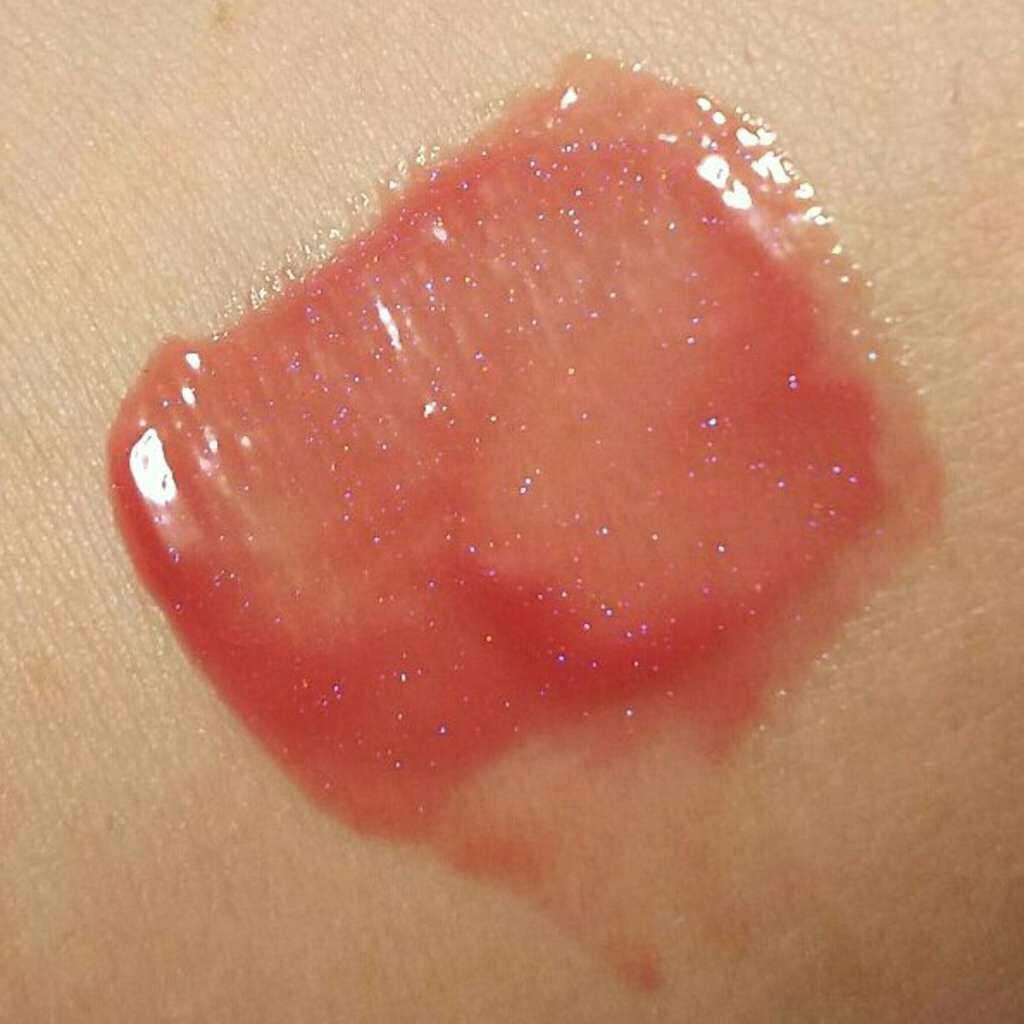 ジューシーリップジェル/ettusais/リップグロスを使ったクチコミ（2枚目）