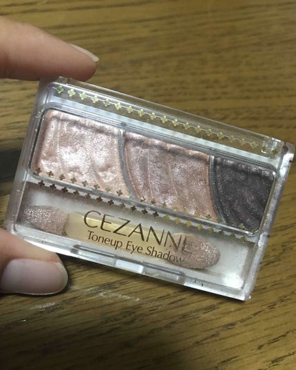 トーンアップアイシャドウ/CEZANNE/アイシャドウパレットを使ったクチコミ(1枚目)