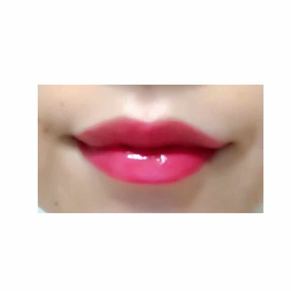 ルージュ ピュールクチュール ヴェルニ ヴィニルクリーム/YVES SAINT LAURENT BEAUTE/口紅を使ったクチコミ(3枚目)