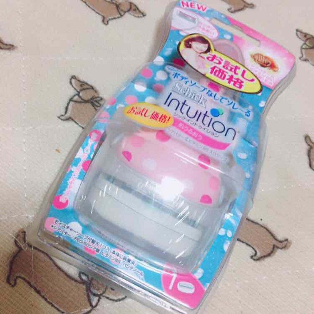 イントゥイション しっとり肌 ホルダー (刃付き+替刃1コ)/イントゥイション/シェーバーを使ったクチコミ(1枚目)