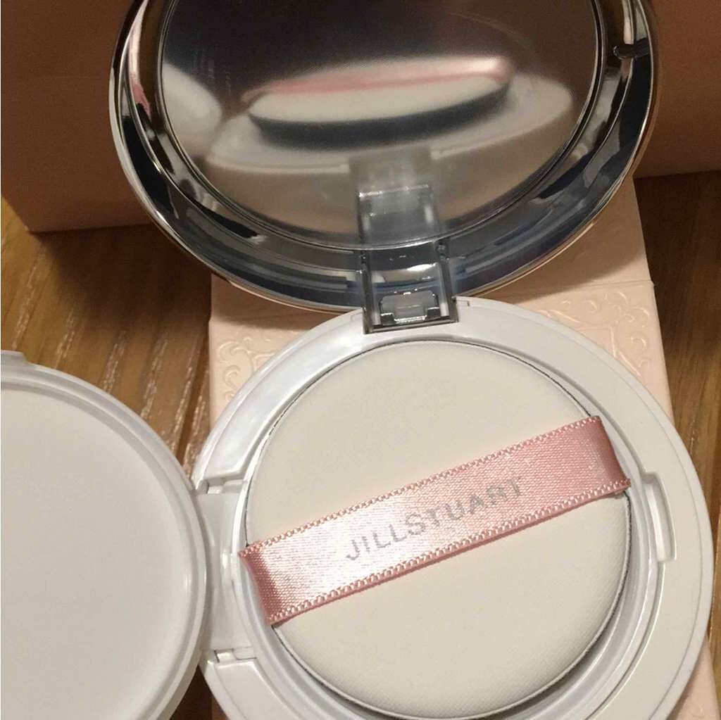 ピュアエッセンス クッションコンパクト/JILL STUART/クッションファンデーションを使ったクチコミ(2枚目)