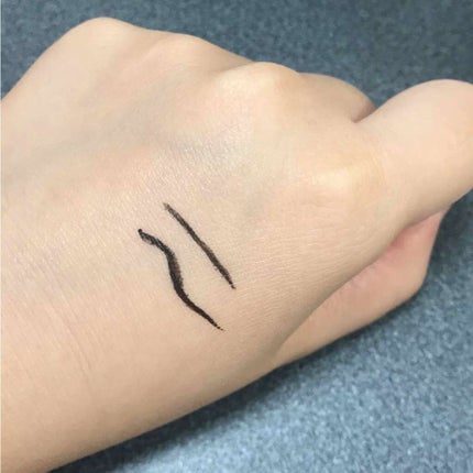 アンファー(スカルプD) スカルプD ボーテ ピュアフリーアイライナー(旧品)のクチコミ「スカルプDのピュアフリーアイライナー
ブラックのリキッドアイライナーです。
ユーチューバーの.....」(2枚目)