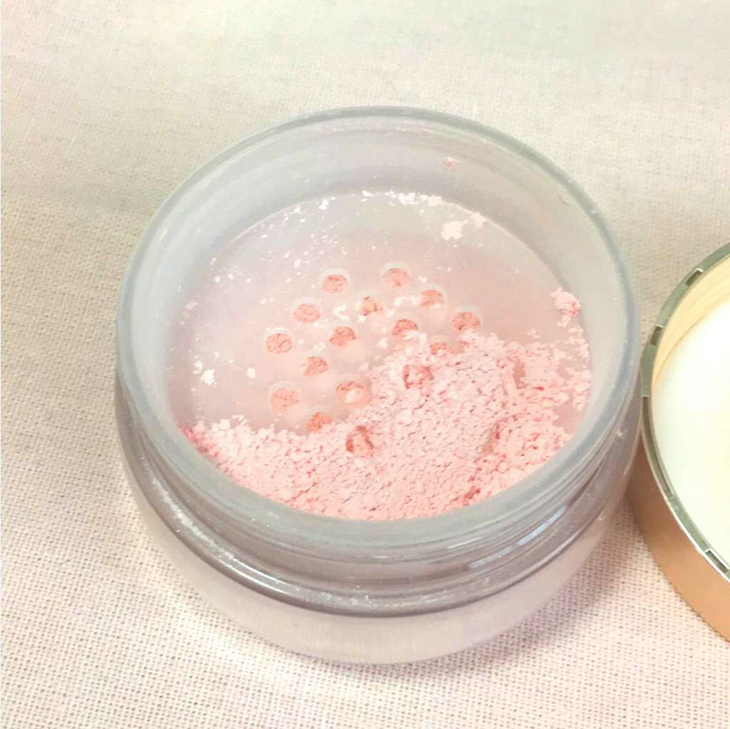 AQ MW フェイスパウダー/DECORTÉ/ルースパウダーを使ったクチコミ(2枚目)