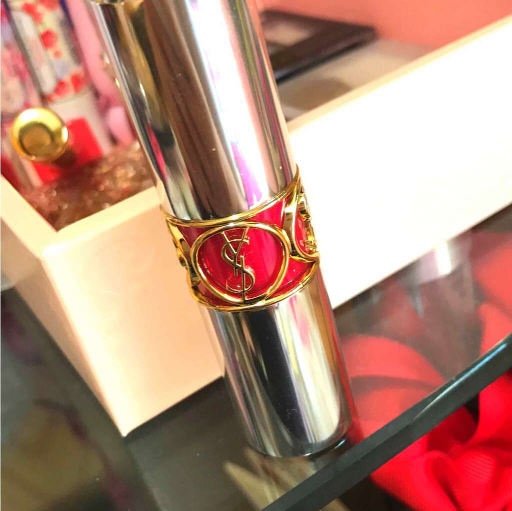 ヴォリュプテ ティントインバーム/YVES SAINT LAURENT BEAUTE/口紅を使ったクチコミ(2枚目)