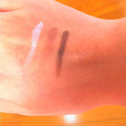 トーンアップアイシャドウ/CEZANNE/アイシャドウパレットを使ったクチコミ(2枚目)