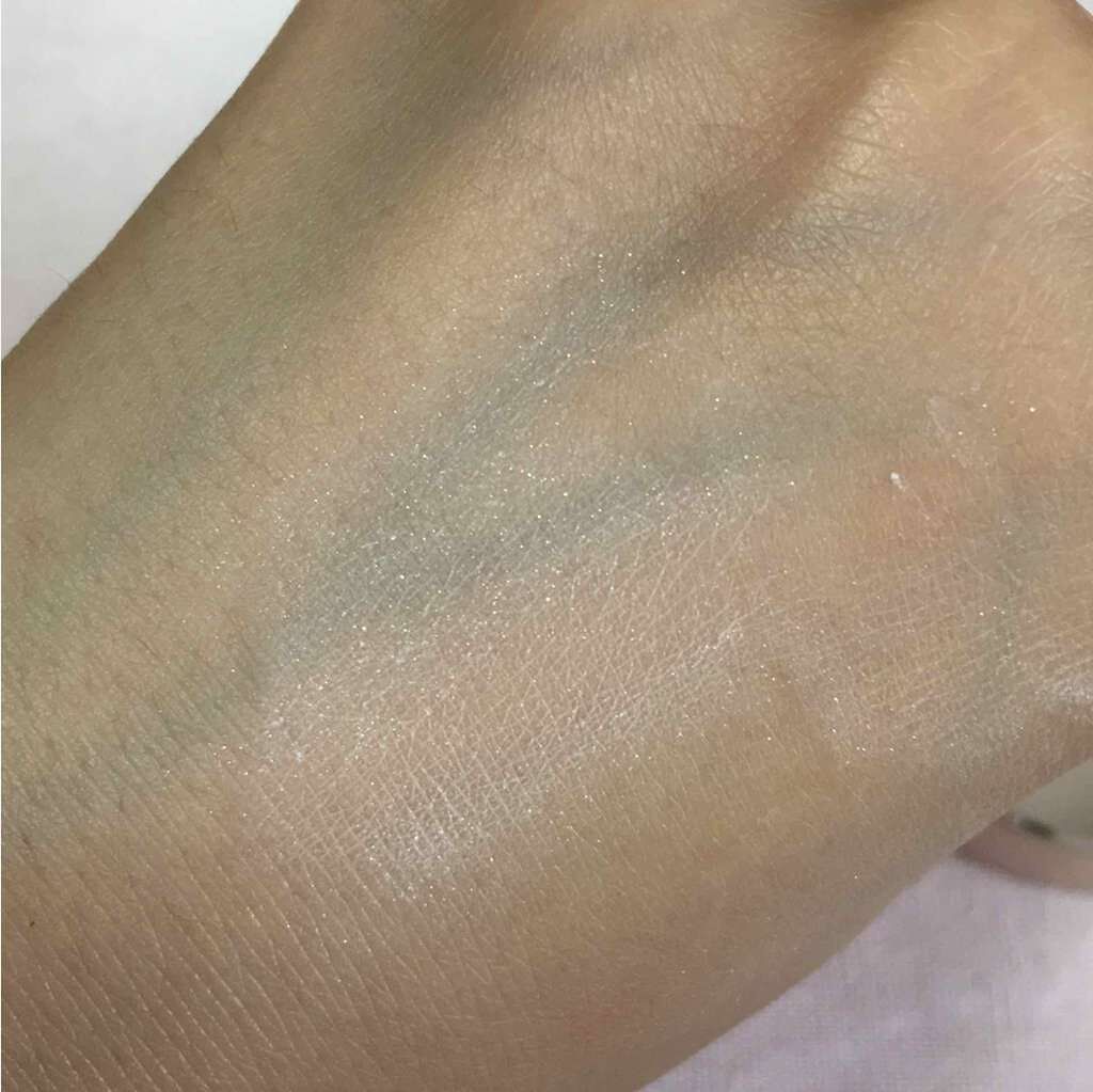 AQ MW フェイスパウダー/DECORTÉ/ルースパウダーを使ったクチコミ(3枚目)