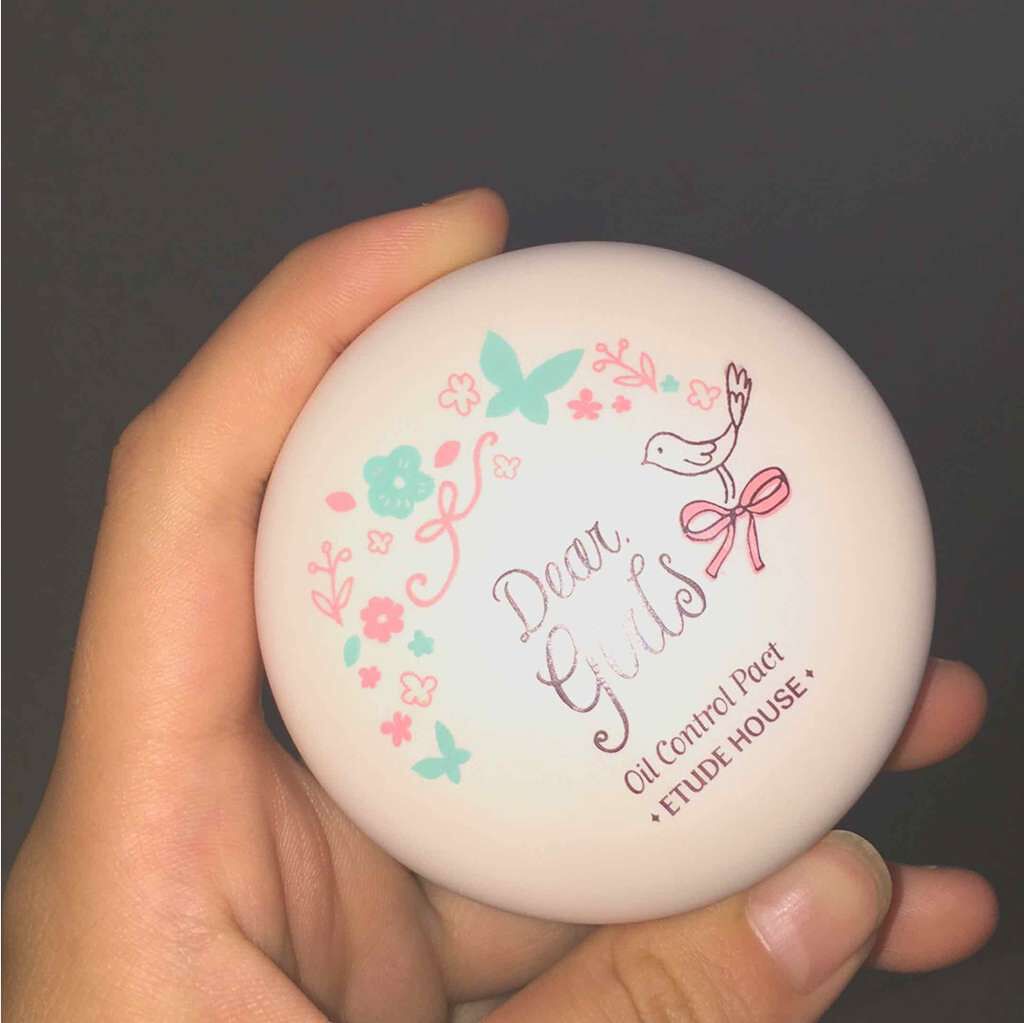 ディア ガールズ オイルコントロール パクト/ETUDE/プレストパウダーを使ったクチコミ（1枚目）