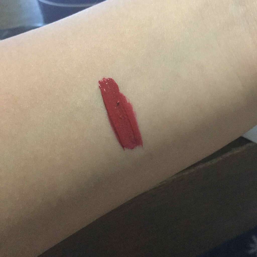ビビッドマットリキッド/MAYBELLINE NEW YORK/口紅を使ったクチコミ（2枚目）