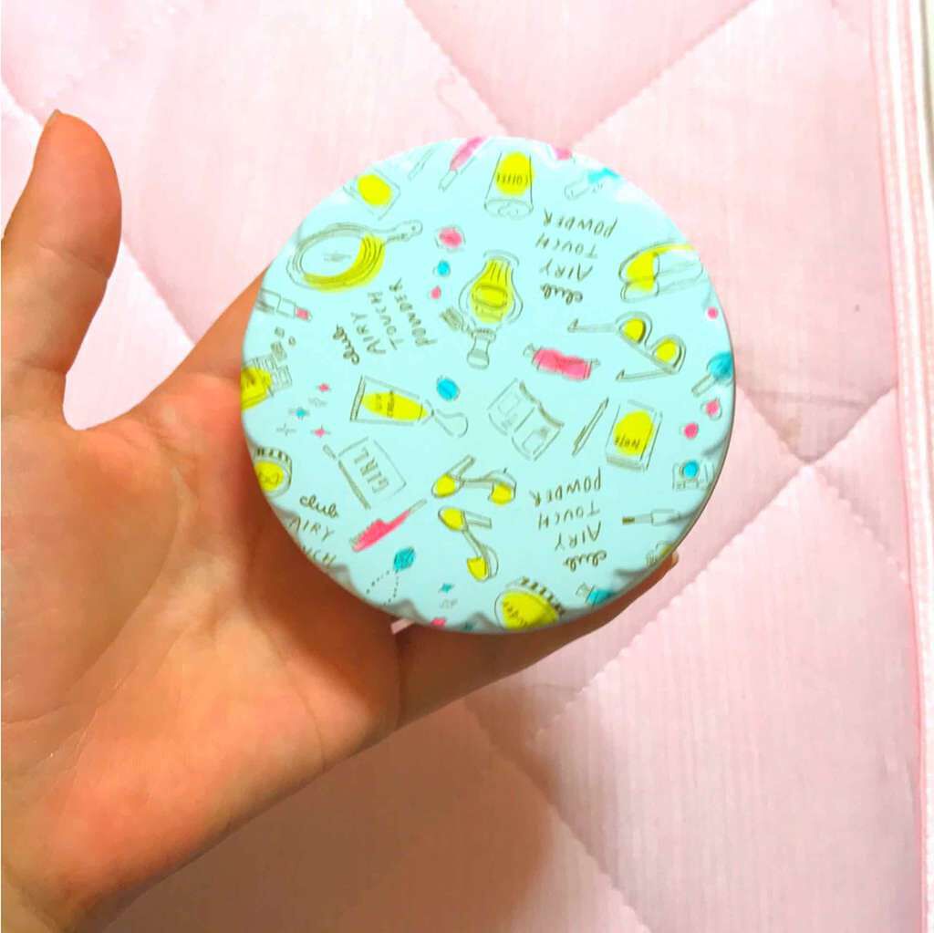 エアリータッチパウダー/クラブ/プレストパウダーを使ったクチコミ(1枚目)