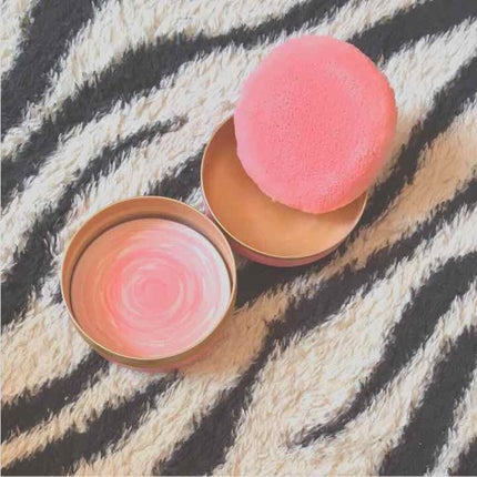 パフ・デ・チーク(フラワーハーモニー)/MAJOLICA MAJORCA/パウダーチークを使ったクチコミ(2枚目)