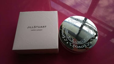 ピュアエッセンス クッションコンパクト/JILL STUART/クッションファンデーションを使ったクチコミ（1枚目）