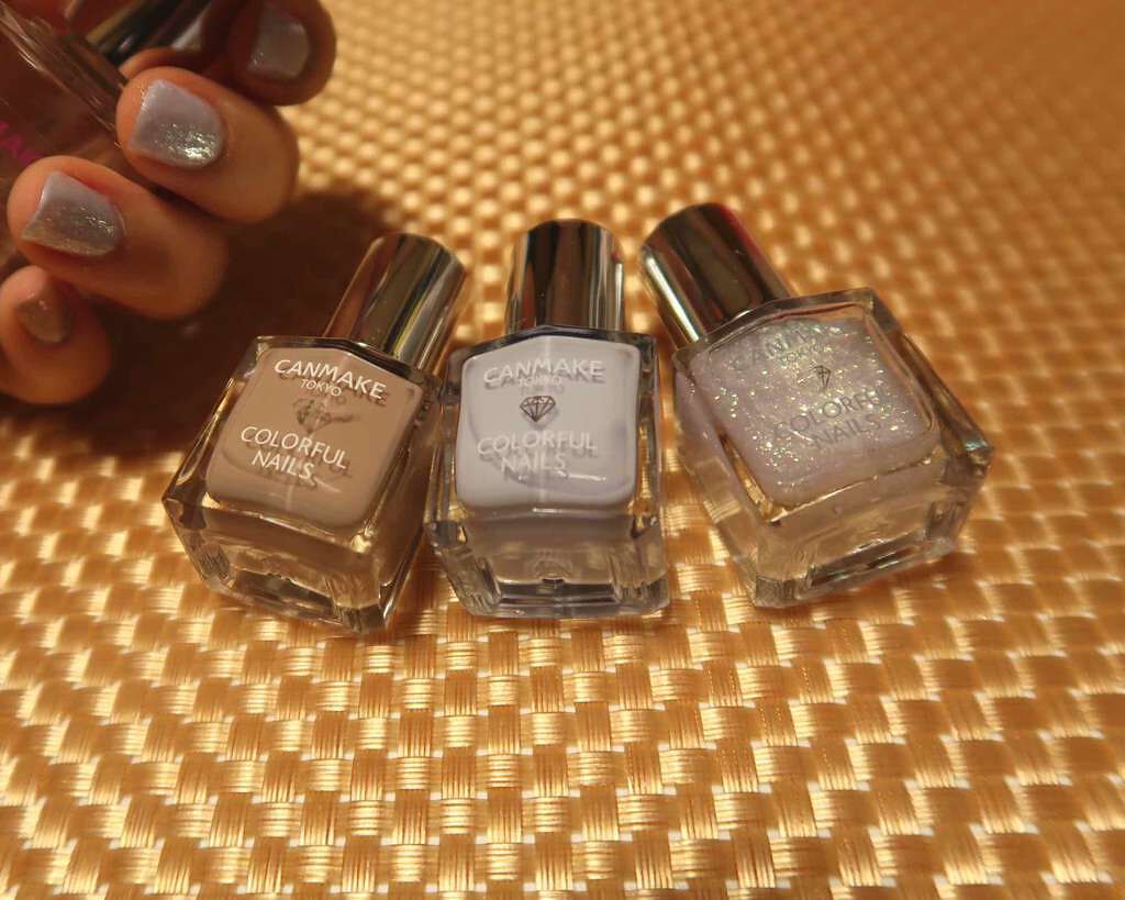 カラフルネイルズ/キャンメイク/マニキュアを使ったクチコミ(3枚目)