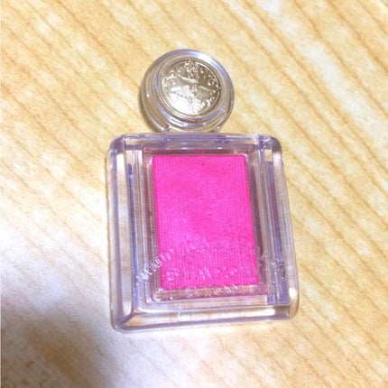 シャドーカスタマイズ/MAJOLICA MAJORCA/単色アイシャドウを使ったクチコミ(1枚目)