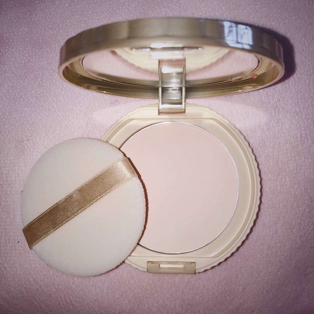 【旧品】マシュマロフィニッシュパウダー/キャンメイク/プレストパウダーを使ったクチコミ(2枚目)
