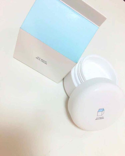 WHITE MILK CREAM/3CE/フェイスクリームを使ったクチコミ(1枚目)