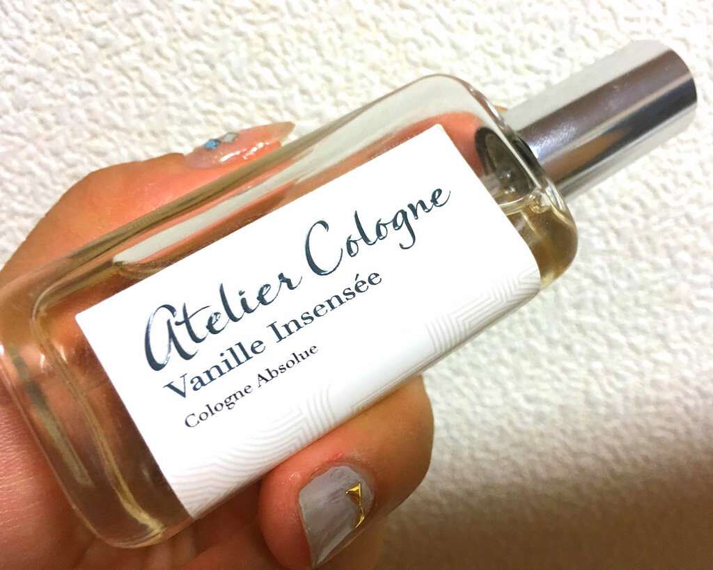 alexia  on LIPS 「とてもとてもお気に入りの香水。あまりくどくないバニラの甘さとさ..」(1枚目)