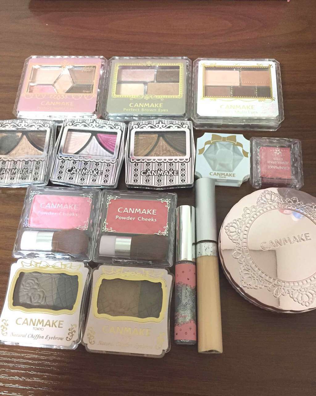 ナチュラルシフォンアイブロウ/キャンメイク/パウダーアイブロウを使ったクチコミ（1枚目）