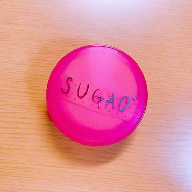 SUGAO
シフォン感パウダー クリアタイプ

BBクリーム派の私は仕上げとしてこの商品を使っています♡

私の好きなポイントは透明感！！
何も塗らずにパウダーだけで使っても透明感があり、学校へはBBク