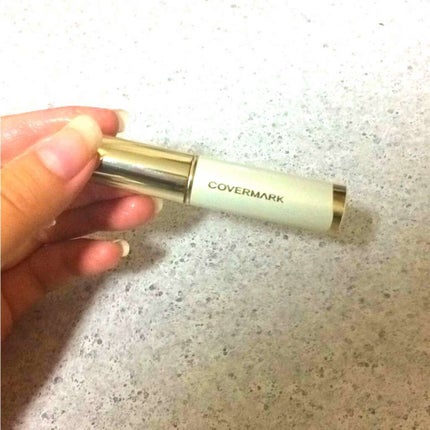 COVERMARK ブライトアップファンデーションのクチコミ「カバーマークのブライトアップファンデーションというコンシーラーです。色はY-1のイエローベース.....」(1枚目)