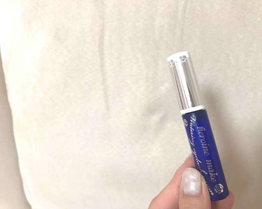 リューアルしたヒロインメイクのまつげ美容液です！
先月発売！5.5mL 税込1080円でした！
わたしは朝晩使用！

わたしが使用して感じたことは、
塗ってすぐに乾くから朝メイク前に塗ることができて良い