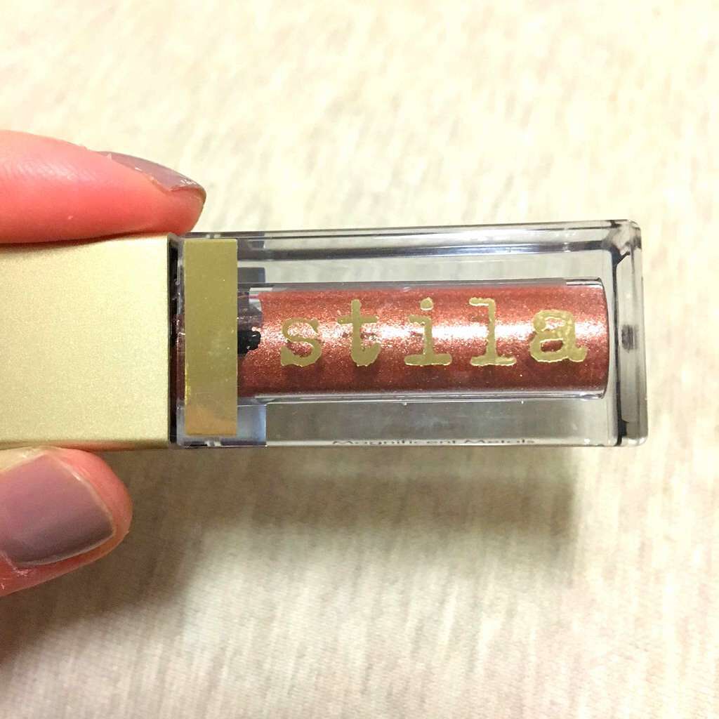 グリッター&グロウ リキッドアイシャドウ/stila/グリッターを使ったクチコミ(1枚目)