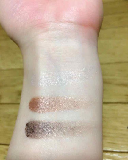 トーンアップアイシャドウ/CEZANNE/アイシャドウパレットを使ったクチコミ(2枚目)