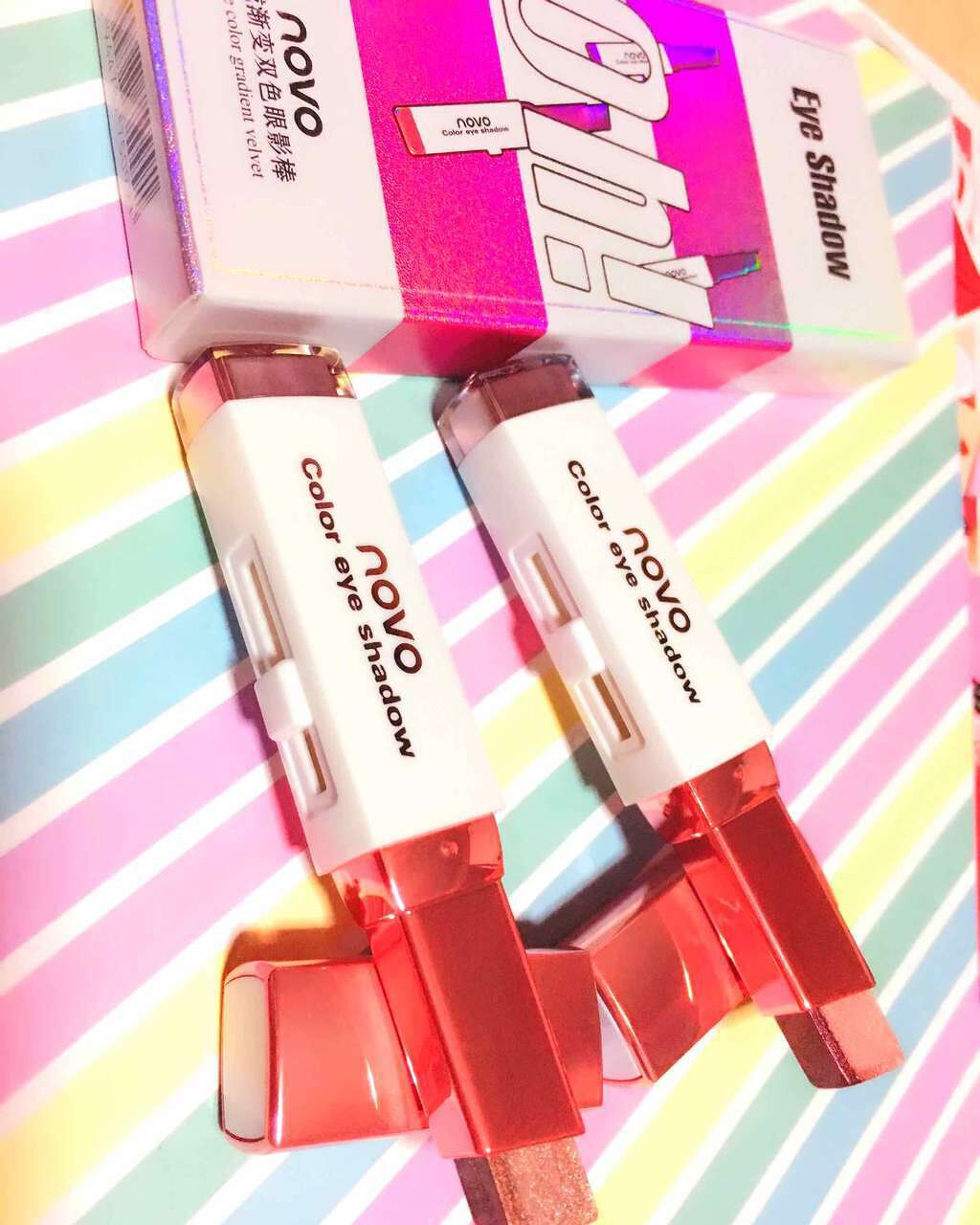 グラデーションアイシャドウ/NOVO/スティックアイシャドウを使ったクチコミ(1枚目)