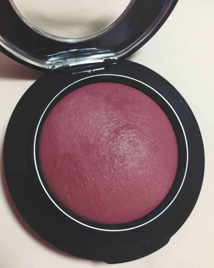 M・A・C M·A·C ミネラライズ ブラッシュのクチコミ「秋カラーチーク
M·A·C/ミネラライズブラッシュ ラブシング
 (一番実際の色に近いのは3.....」(2枚目)