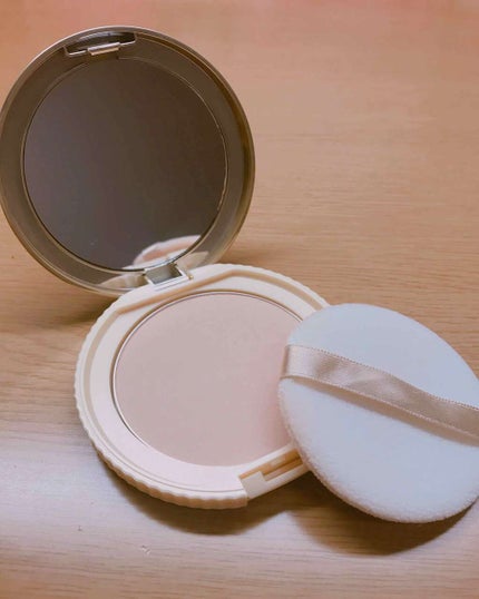 【旧品】マシュマロフィニッシュパウダー/キャンメイク/プレストパウダーを使ったクチコミ(2枚目)