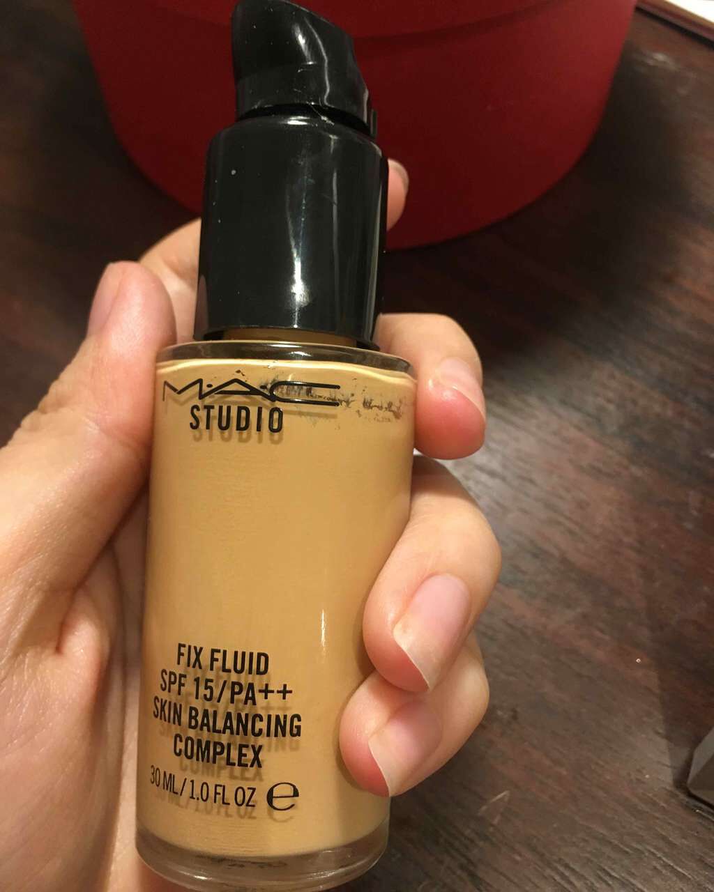 スタジオフィックス フルイッド SPF 15/M・A・C/リキッドファンデーションを使ったクチコミ(1枚目)