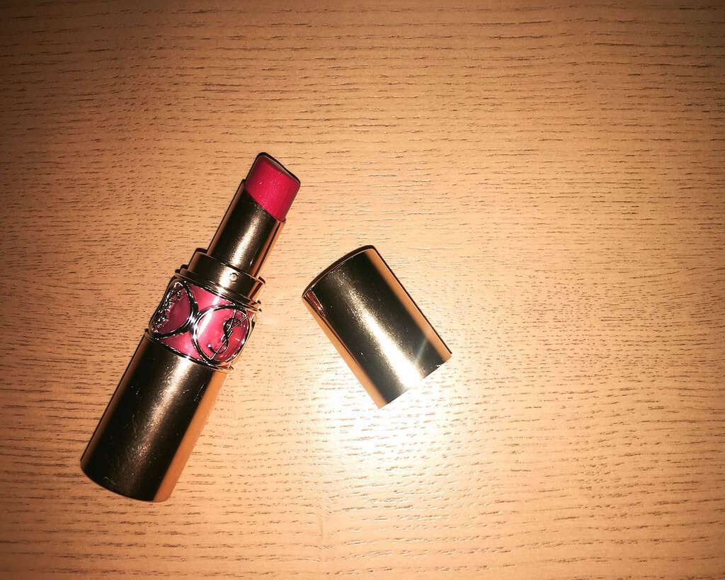 ルージュ ヴォリュプテ シャイン/YVES SAINT LAURENT BEAUTE/口紅を使ったクチコミ(1枚目)