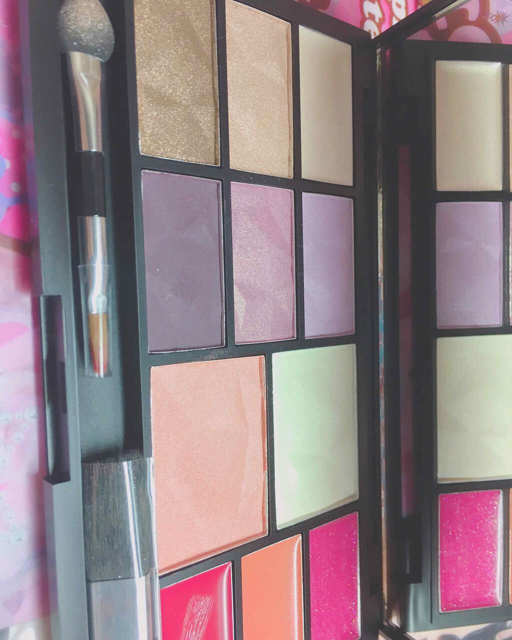 マルチパレット/IT'S DEMO/メイクアップキットを使ったクチコミ(2枚目)