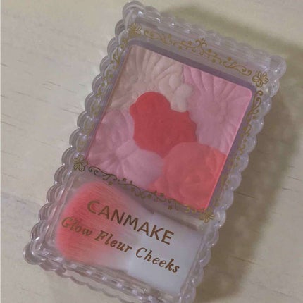 グロウフルールチークス/キャンメイク/パウダーチークを使ったクチコミ(1枚目)