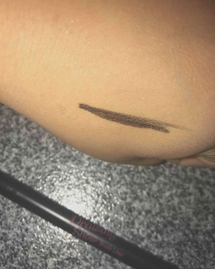 ドローイングショー ブラッシュアイライナー/ETUDE/リキッドアイライナーを使ったクチコミ(1枚目)