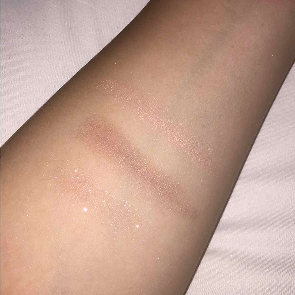 ジューシーピュアアイズ/キャンメイク/アイシャドウパレットを使ったクチコミ(2枚目)