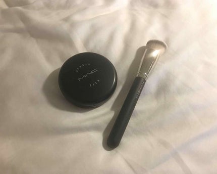 ミネラライズ ファンデーション SPF 15/M・A・C/クリーム・エマルジョンファンデーションを使ったクチコミ(1枚目)