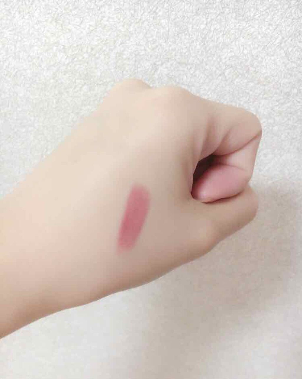 ウルトラ HD ジェル リップカラー/REVLON/口紅を使ったクチコミ(3枚目)