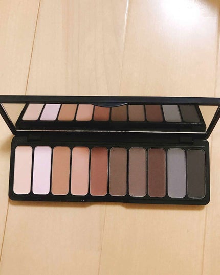 e.l.f. Cosmetics マッド・フォー・マットアイシャドーパレットのクチコミ「どちらもiherbという海外通販のサイトで1500円ほどで購入しました!
e.l.f アイシ.....」(2枚目)