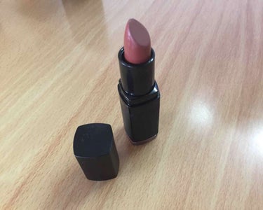 e.l.f. Cosmetics ベルベットマットリップスティックのクチコミ「THE ブラウンなマットなリップスティックです💄
ihearbで3ドルくらいで購入しました。
.....」（1枚目）