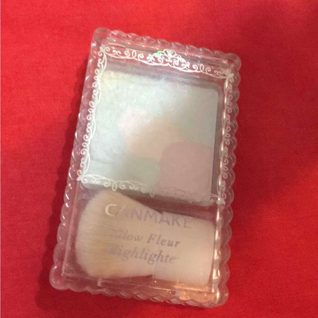 グロウフルールハイライター/キャンメイク/パウダーハイライトを使ったクチコミ(1枚目)