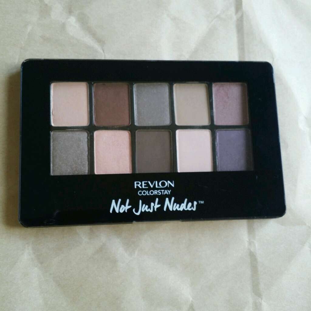 カラーステイ ノット ジャスト ヌーズ シャドウ パレット/REVLON/アイシャドウパレットを使ったクチコミ（1枚目）