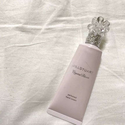 クリスタルブルーム パフュームド ハンドクリーム/JILL STUART/ハンドクリームを使ったクチコミ(1枚目)