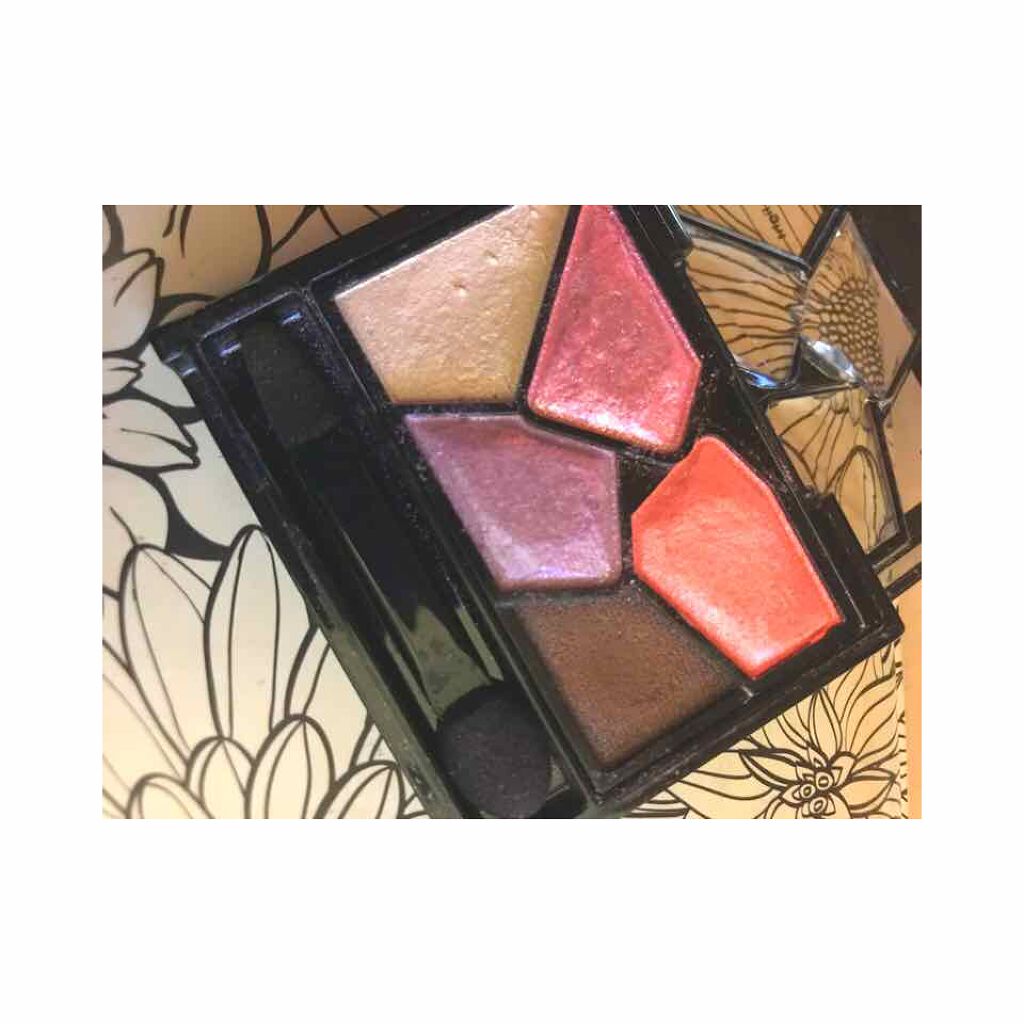 カラーシャスダイヤモンド/KATE/アイシャドウパレットを使ったクチコミ（2枚目）