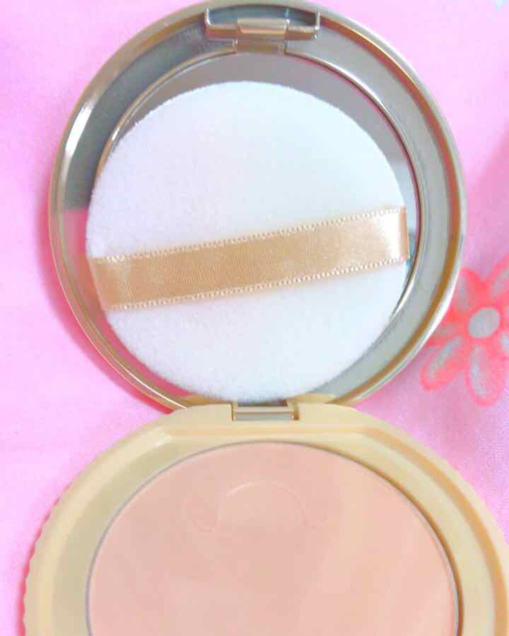 【旧品】マシュマロフィニッシュパウダー/キャンメイク/プレストパウダーを使ったクチコミ（1枚目）