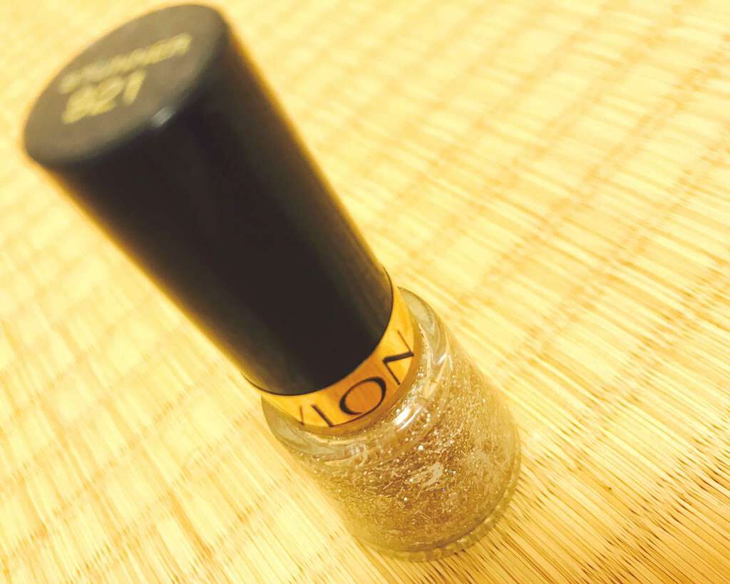 ちょび☺︎ on LIPS 「REVLONネイルエナメル(921)番です😊キラキラでスパンコ..」(1枚目)