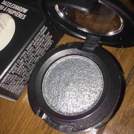 ダズルシャドウ セイ イット イズント ソー/M・A・C/単色アイシャドウの画像