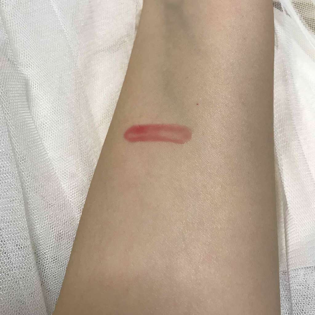 38°C / 99°F リップトリートメント (リップ美容液)/UZU BY FLOWFUSHI/リップケアを使ったクチコミ（2枚目）