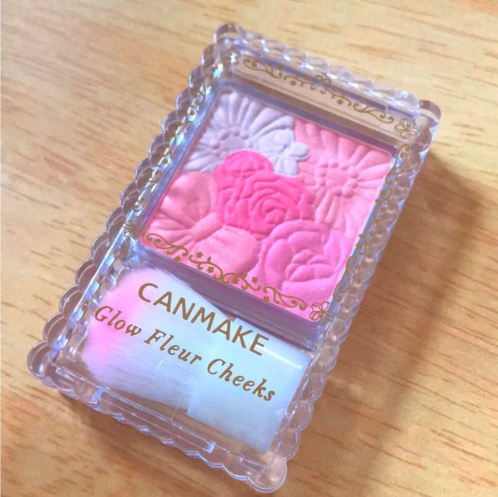 グロウフルールチークス/キャンメイク/パウダーチークを使ったクチコミ（1枚目）